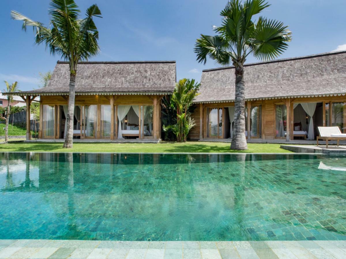 Mannao Estate By Villa Finder เกอโรโบกัน ภายนอก รูปภาพ