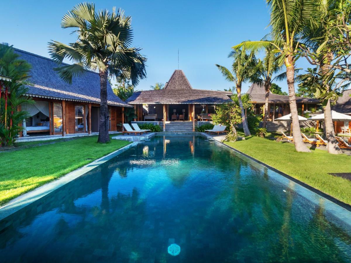 Mannao Estate By Villa Finder เกอโรโบกัน ภายนอก รูปภาพ