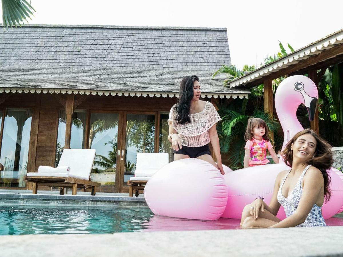 Mannao Estate By Villa Finder เกอโรโบกัน ภายนอก รูปภาพ